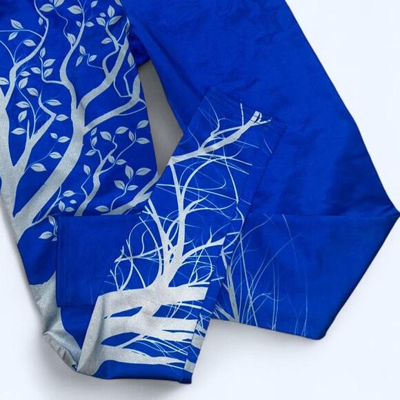 Womens Medium Blue and White NOLI tree yoga pants NWOT - Picture 4 of 4